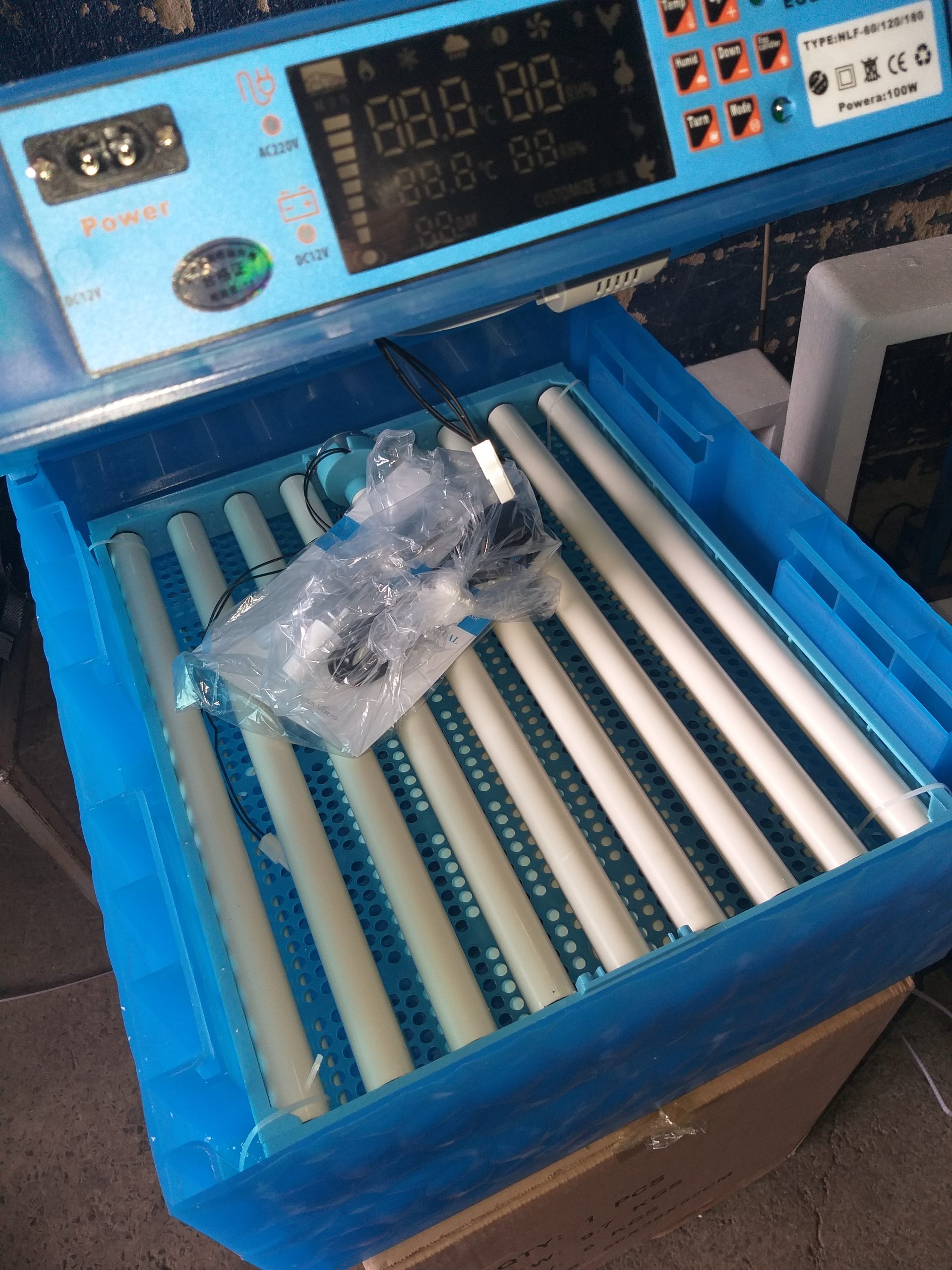 64 Egg Fully Automatic Solar/Electric Incubator and Hatcher AC/DC Full-Hatcher/Half-hatcher - Image 3