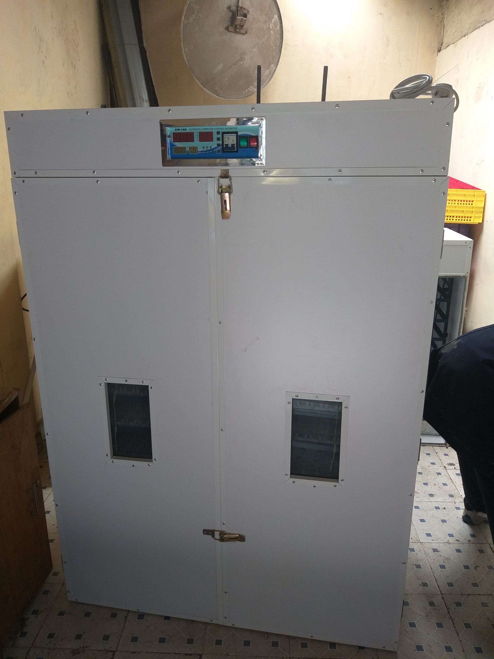 1584 Egg Fully Automatic Solar/Electric Incubator and Hatcher AC/DC Full-Hatcher/Half-hatcher - Image 5