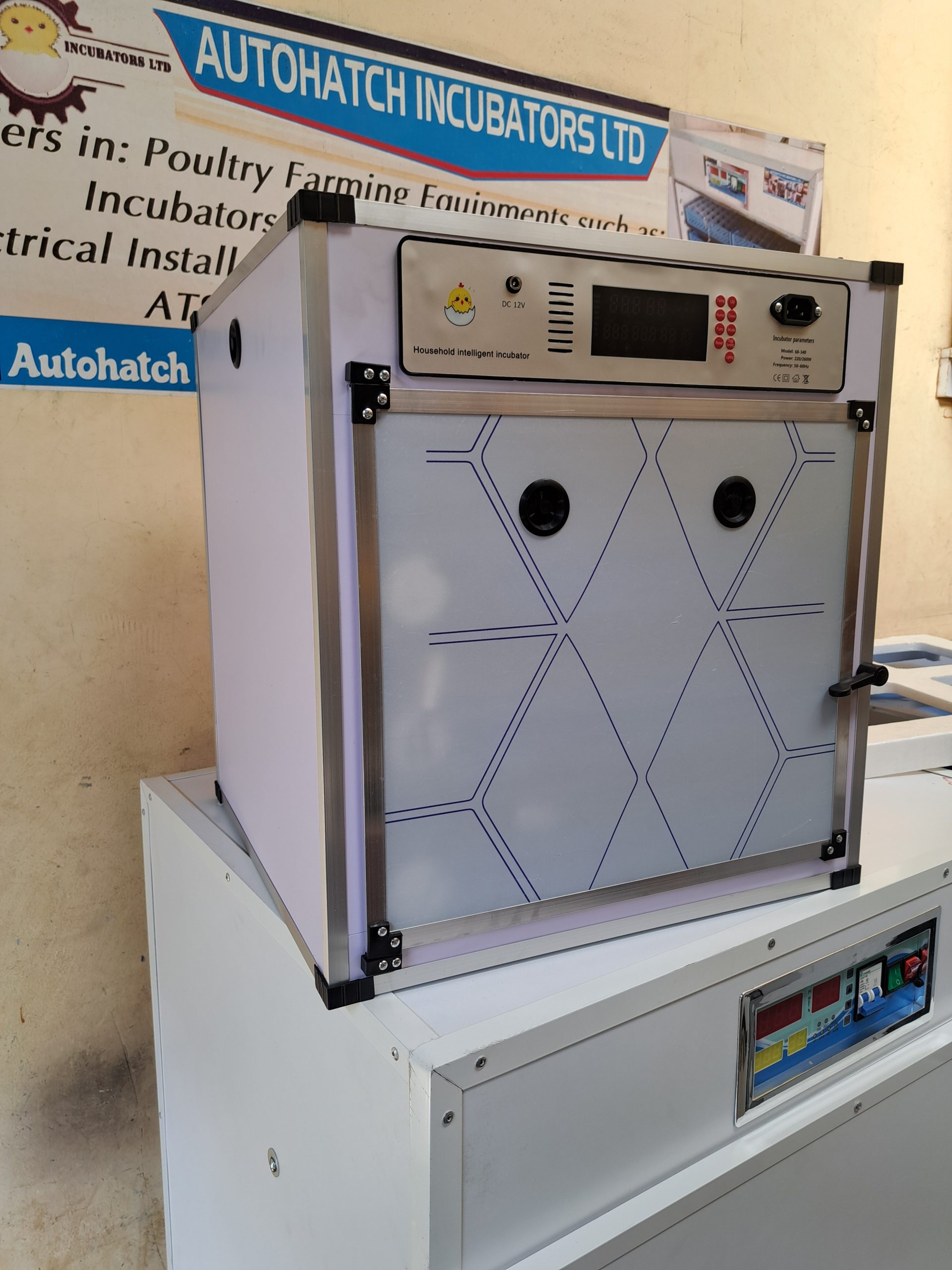 204 (New Upgraded) Egg Fully Automatic Solar/Electric Incubator and Hatcher AC/DC Full-Hatcher/Half-hatcher