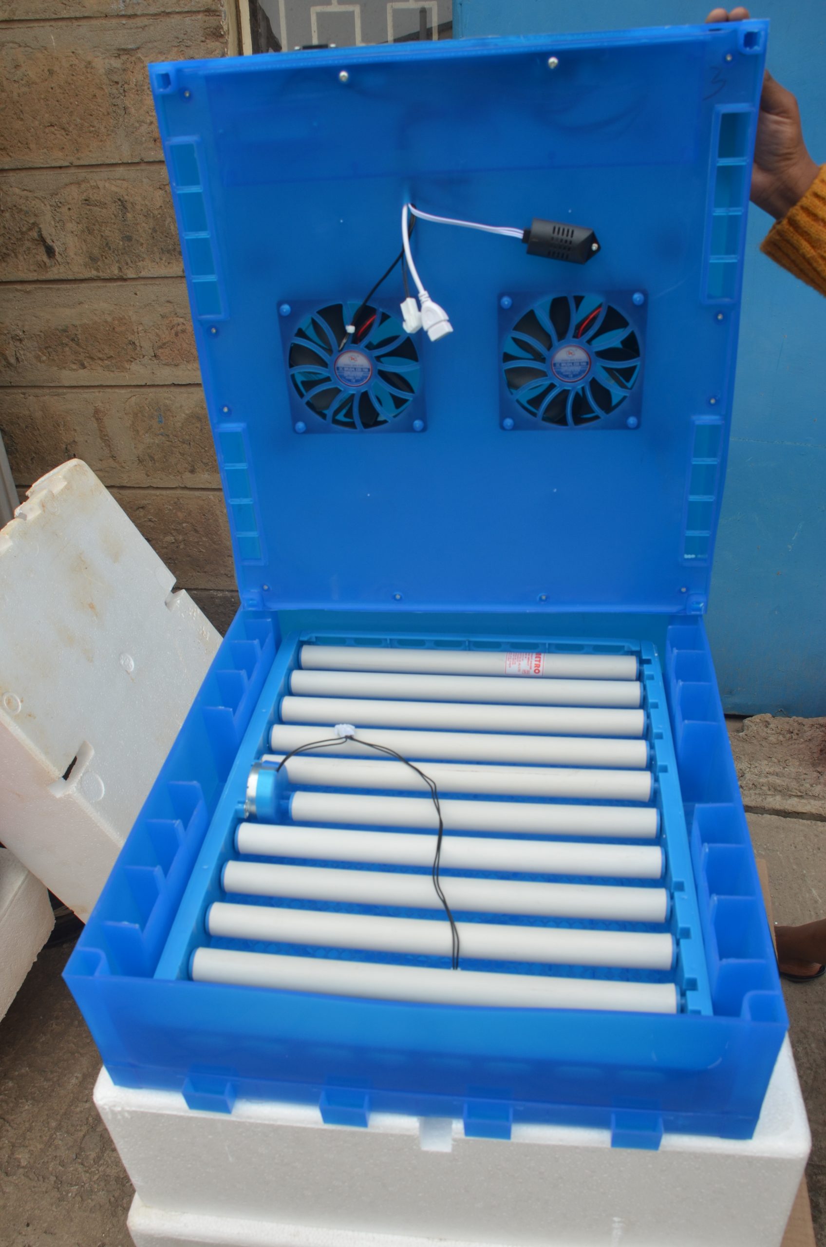 64 Egg Fully Automatic Solar/Electric Incubator and Hatcher AC/DC Full-Hatcher/Half-hatcher - Image 8