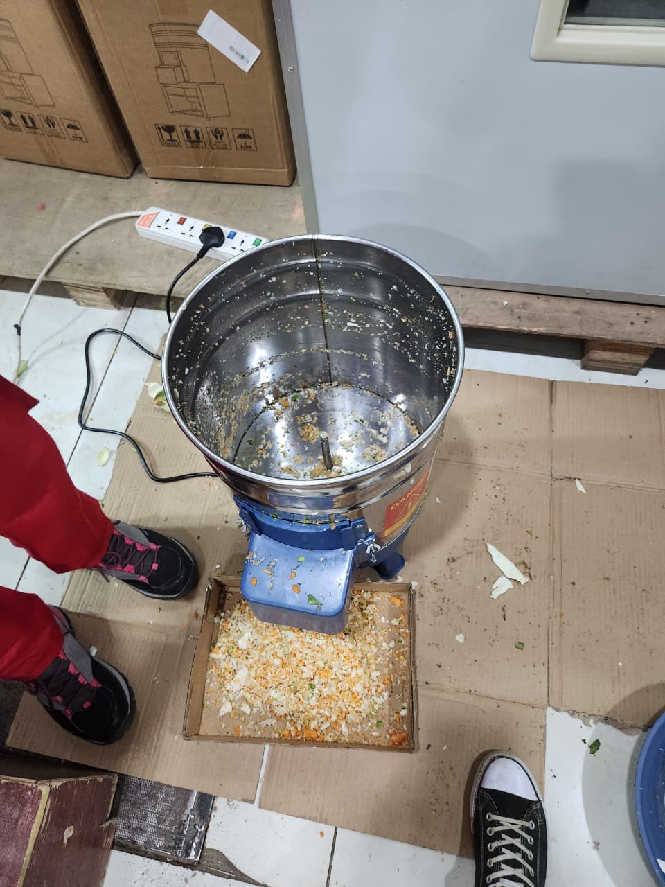 Stainless Steel Vegetable Shredder Feeding Chicken Grass Shredder Vegetable Feed Vegetable Shredder for Breeding - Image 8