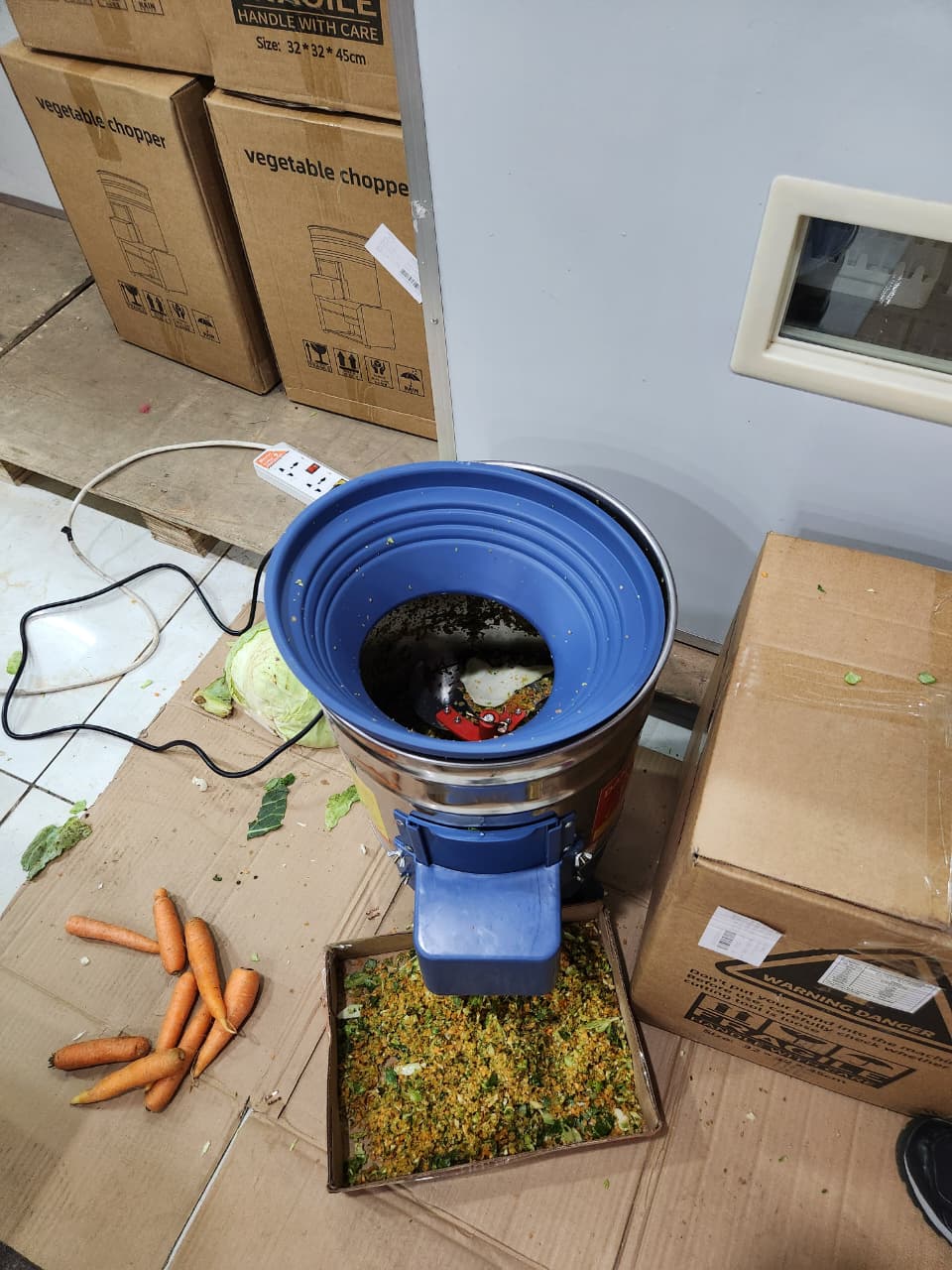 Stainless Steel Vegetable Shredder Feeding Chicken Grass Shredder Vegetable Feed Vegetable Shredder for Breeding - Image 4